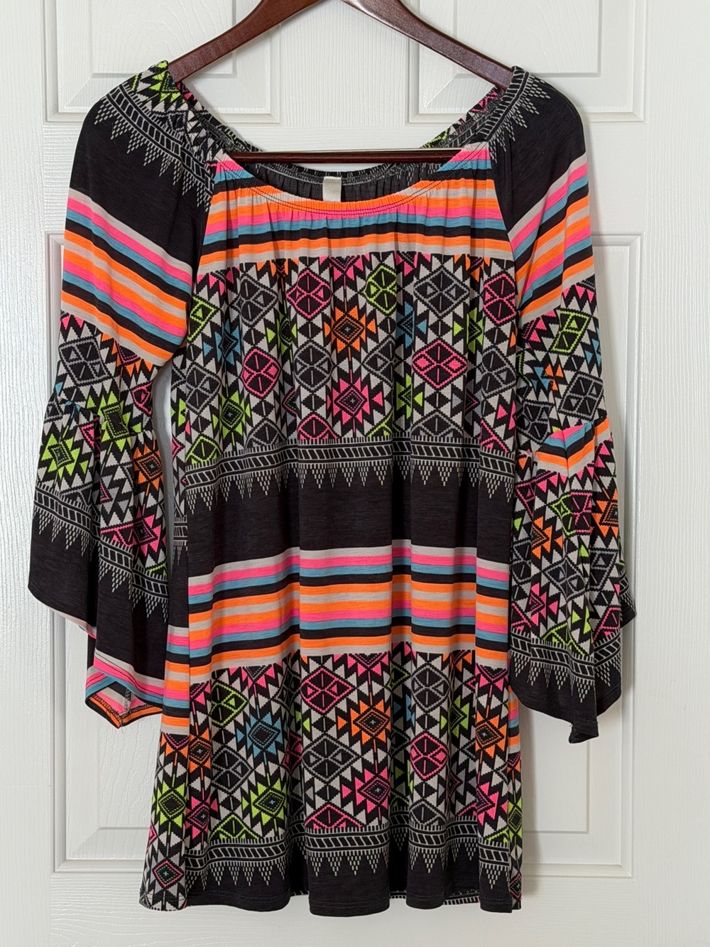 Yahada Boho Tribal Print Bell Sleeve Tunic Top Neon Aztec Festival Medium